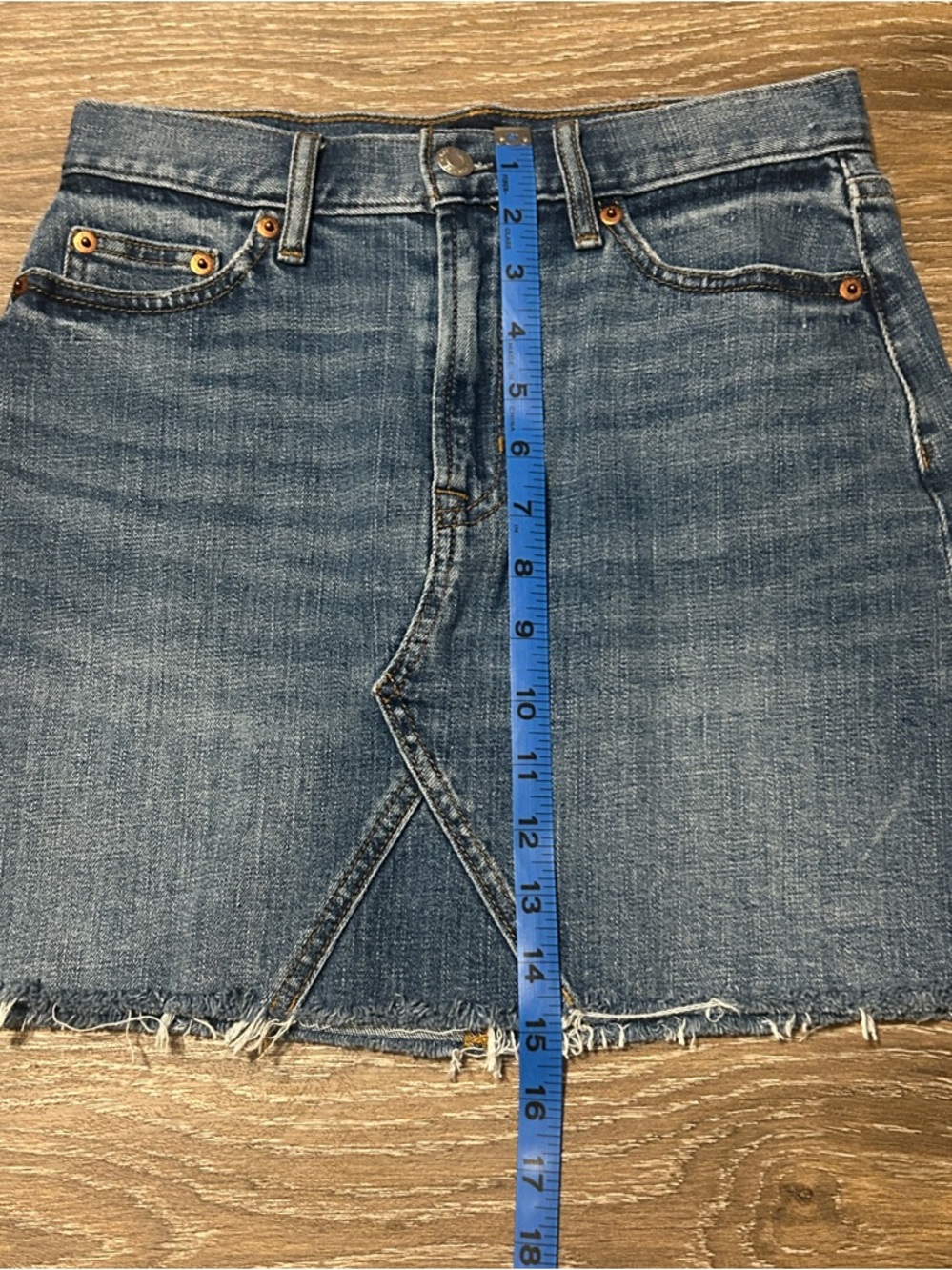 GAP Blue Jean Denim Mini Skirt with Front V-Slit Design Size 25 - Picture 3 of 5